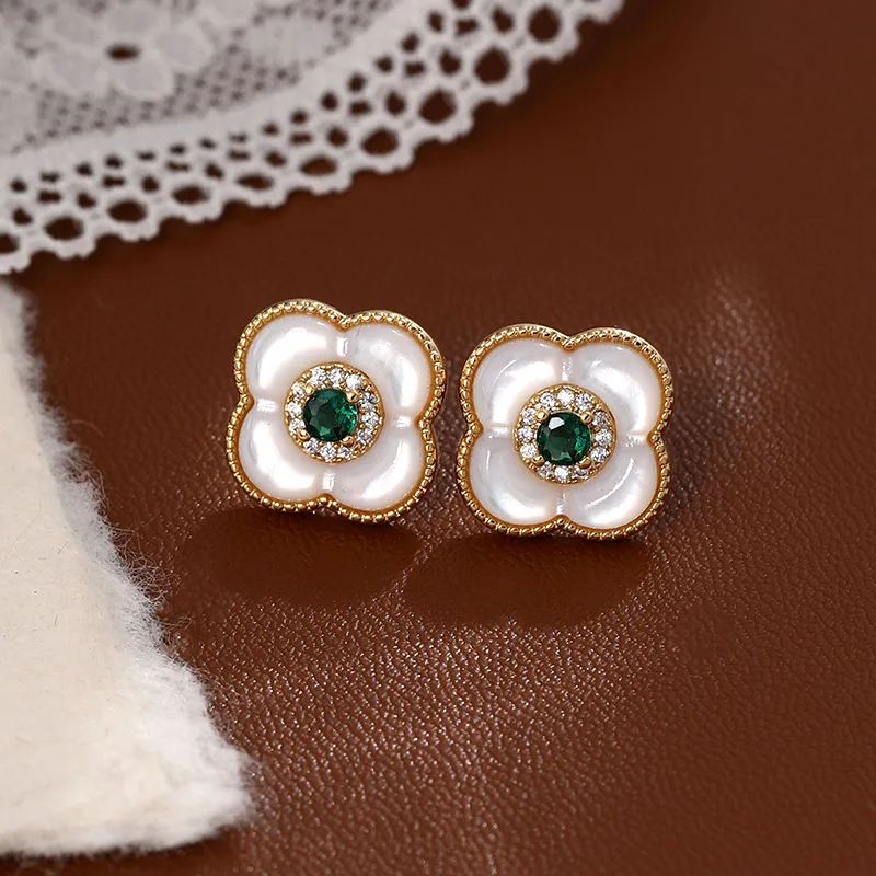 

2025 Lucky Clover Earrings Genuine Mother of Pearl & Zircon 925 Silver Studs Women's Minimalist Floral Jewelry Elegant Gift