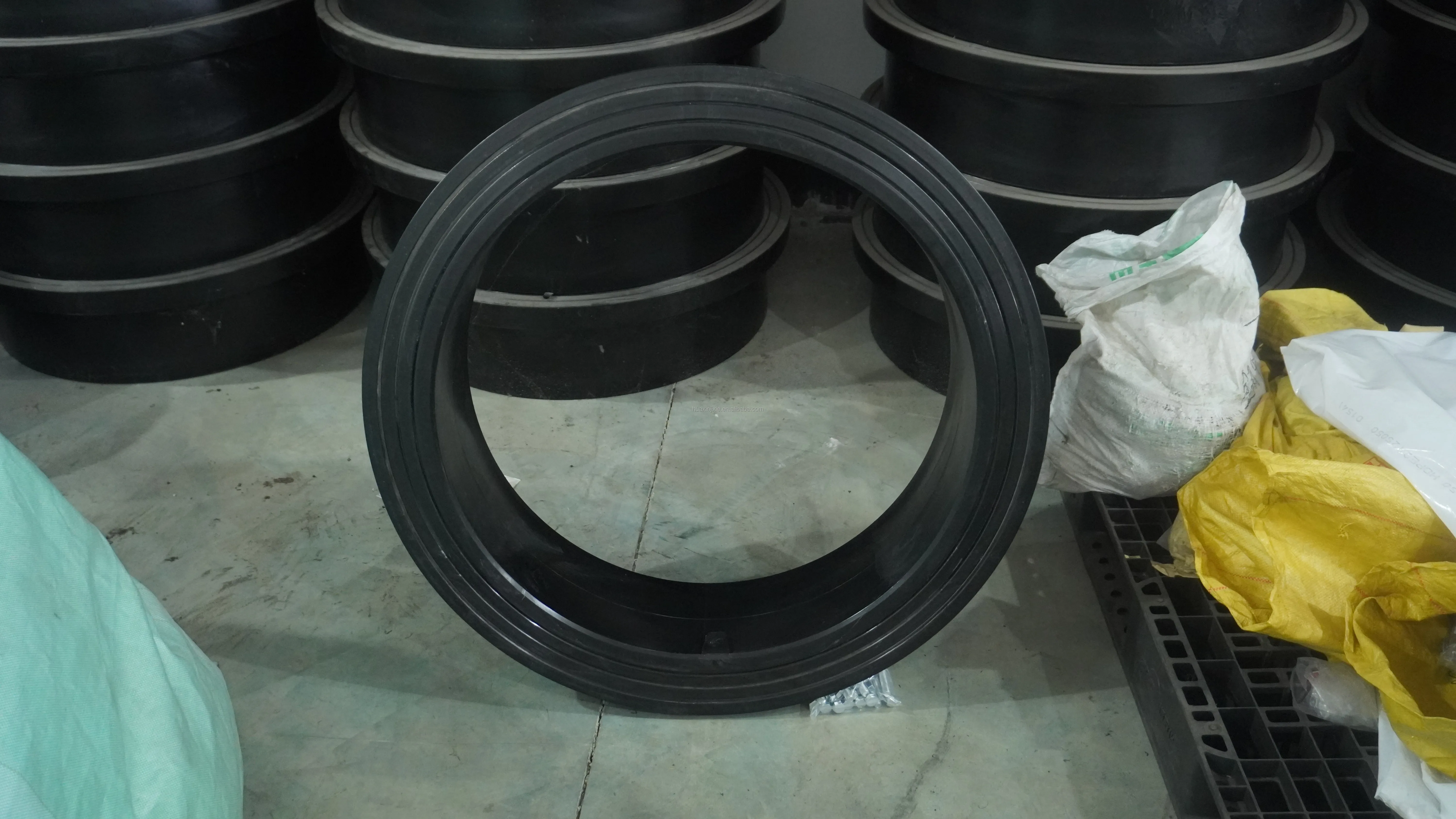 بعقب الانصهار عالية الجودة HDPE تجهيزات أنابيب 800 مللي متر SDR17 شفة لإمدادات المياه PE100 1.0Mpa PN10 FL800 DN800 #6