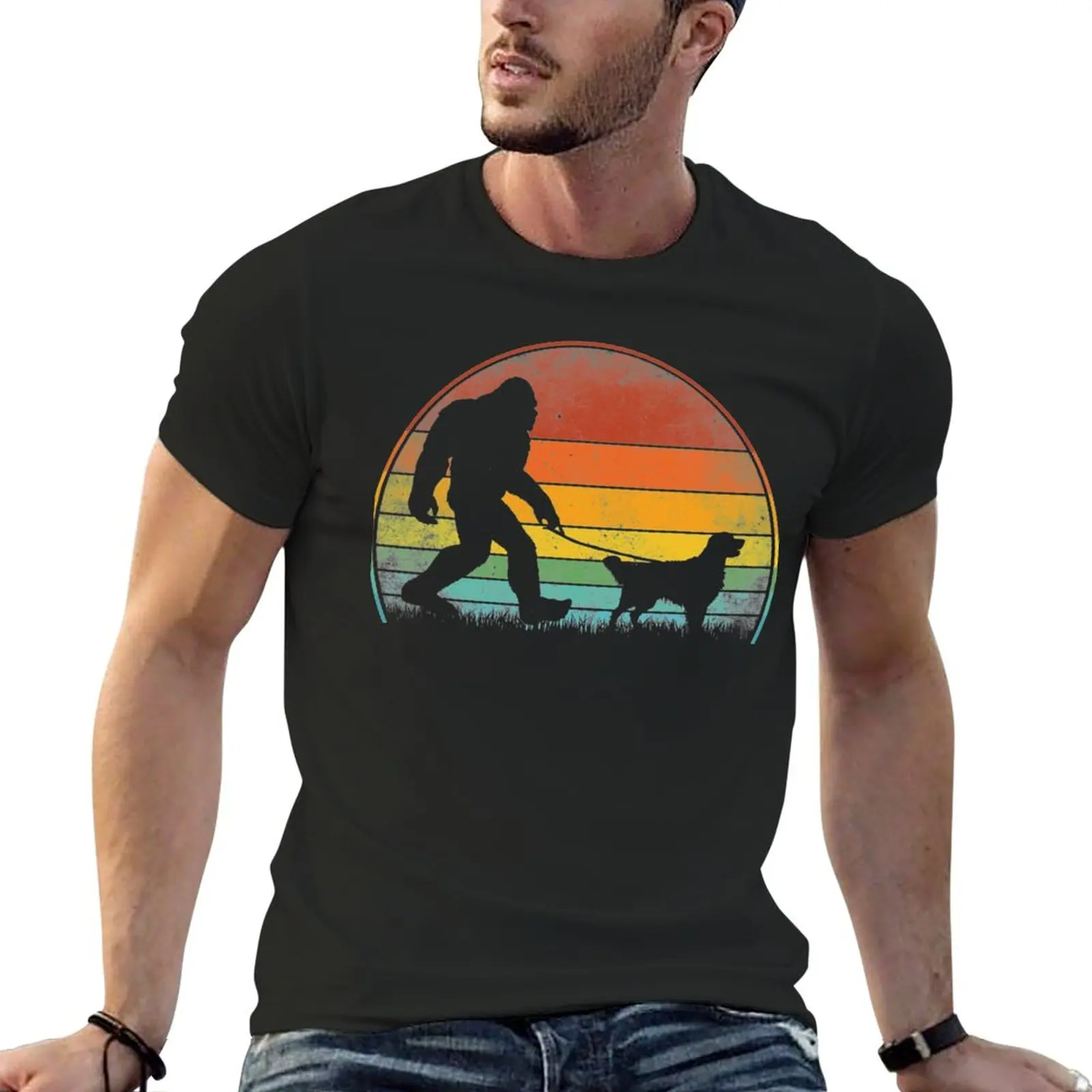 

New Bigfoot Walking Golden Retriever Sasquatch Dog Lover T-Shirt Anime t-shirt oversizeds vintage Men's clothing