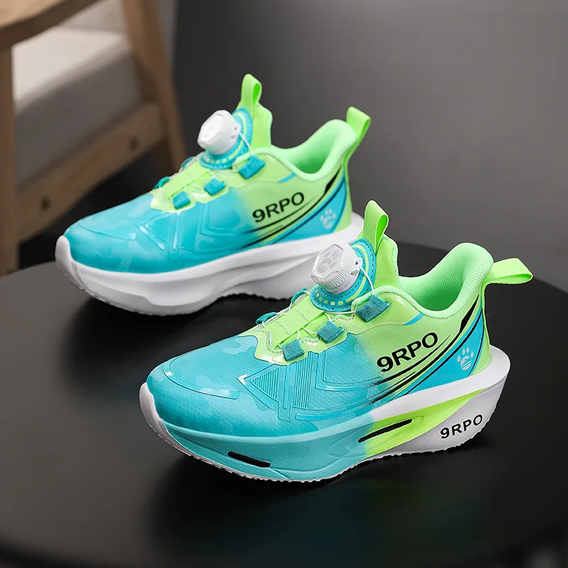 

Autumn New Running Shoes 2025 New Children's Mesh Breathable Lightweight Carbon Board Sneakers