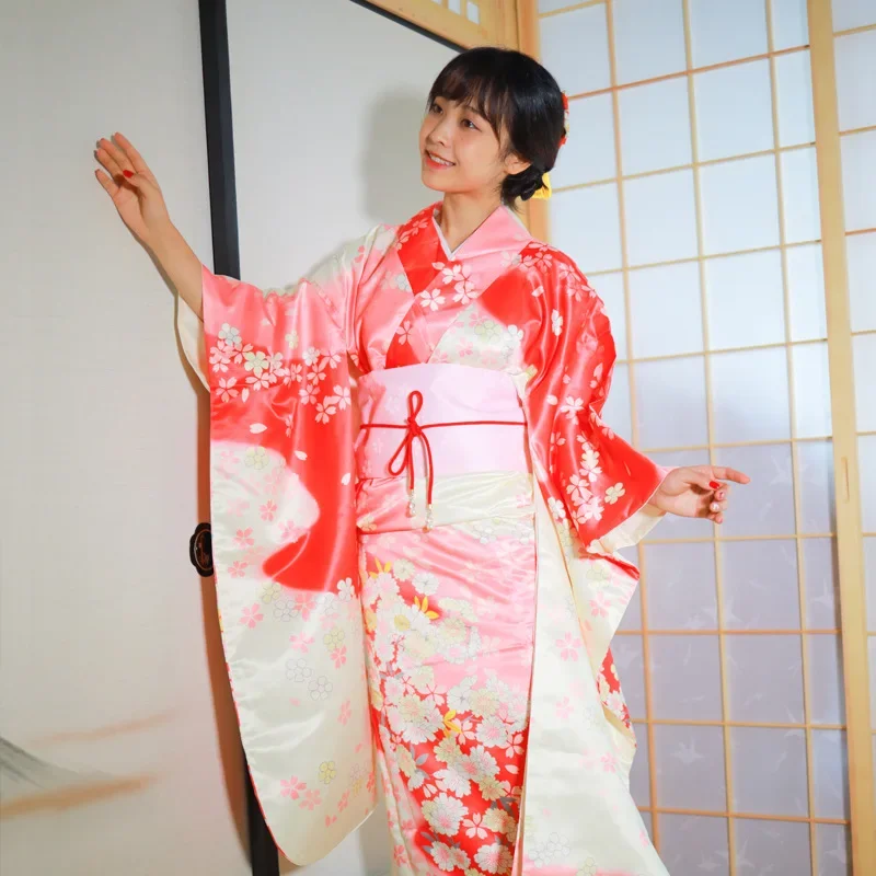 

Женское розовое японское кимоно Furisode с цветочным принтом юката, карнавальный костюм, праздничное платье для фотосессии, одежда для выступлений