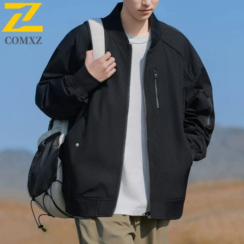 سترة COMXZ للرجال 2025 للمغامرة الخارجية متعددة الوظائف بسحاب سترات ممتازة بياقة واقفة سترة واقية للخريف متينة #1