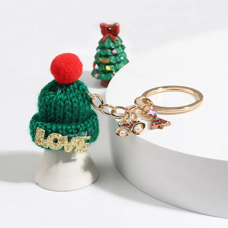 Cute Keychain 3 Colors Christmas Hat Tree Bell Key Ring Xmas Key Chains Friendship Gifts For Women Men DIY Handmade Jewelry