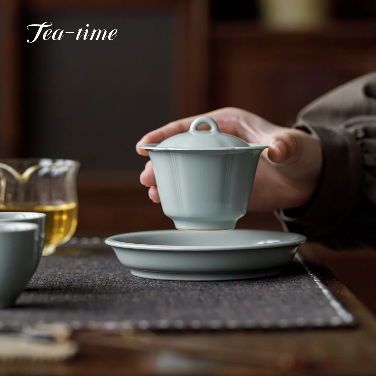 

Ru Kiln Relief Gaiwan Китайская керамическая чаша для чая Tureen Dawan Chawan Цзиндэчжэнь Керамическая крышка Чайник Крышка Чаша Инструмент Чайная чашка