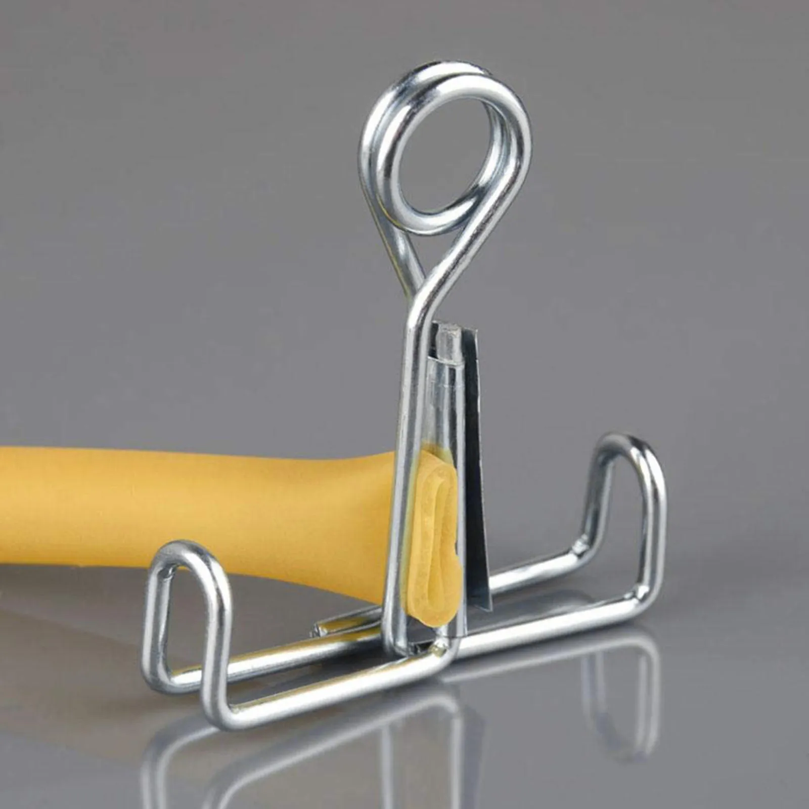 

20Pcs Water Stop Clip Iron Flat Jaw Spring Clamp Galvanized Rust Resistant for Lab Teaching Flow Control Tubing Hose Clamp