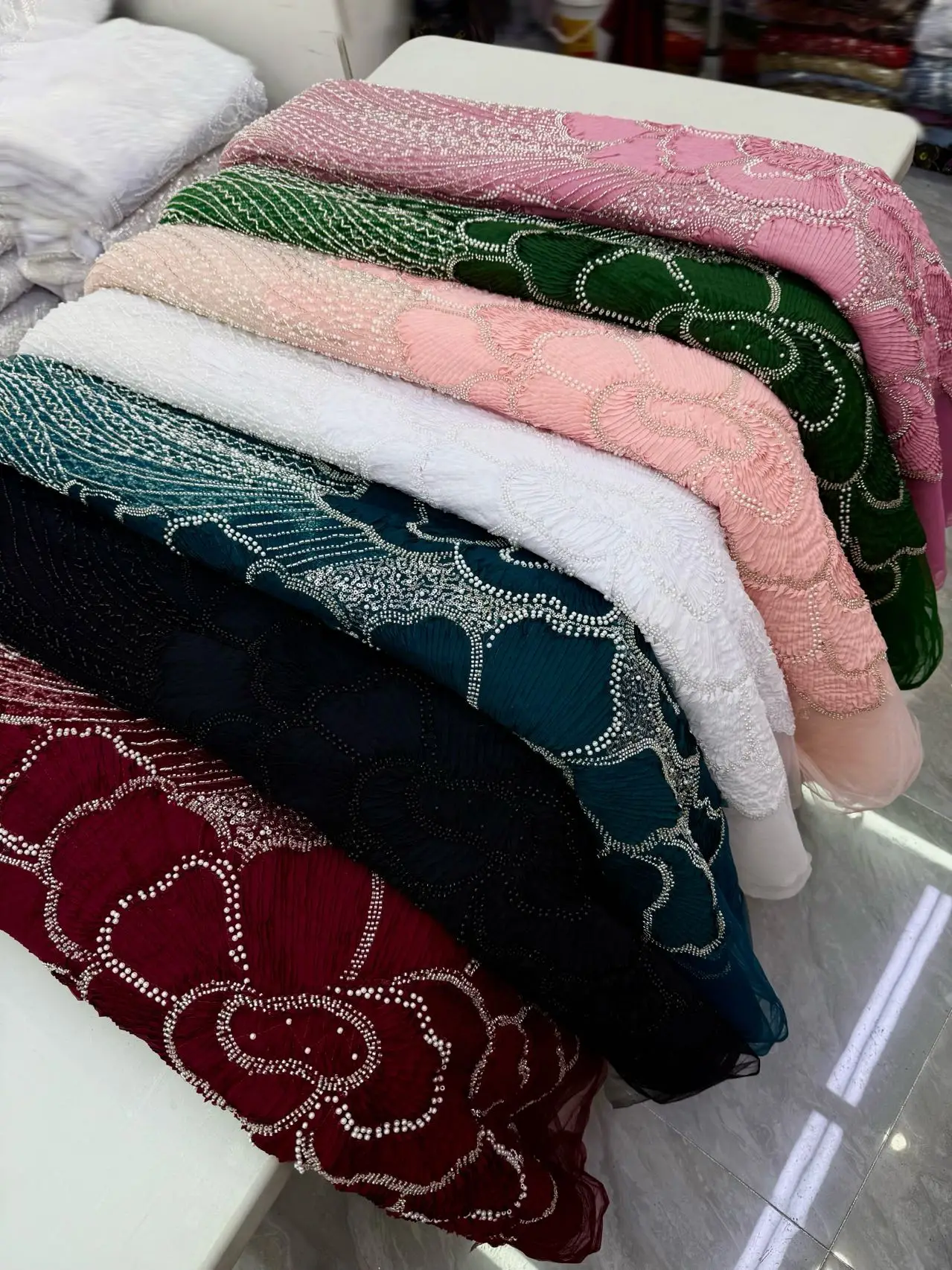 ผ้าลูกไม้ตาข่ายประดับลูกปัดหนักสไตล์แอฟริกันสุดหรู ปี 2026 คุณภาพสูง ผ้าลูกไม้ปักเลื่อมแบบไนจีเรียใหม่ สำหรับตัดเย็บชุดแต่งงาน ชุดคริสต์มาส สำหรับผู้หญิง