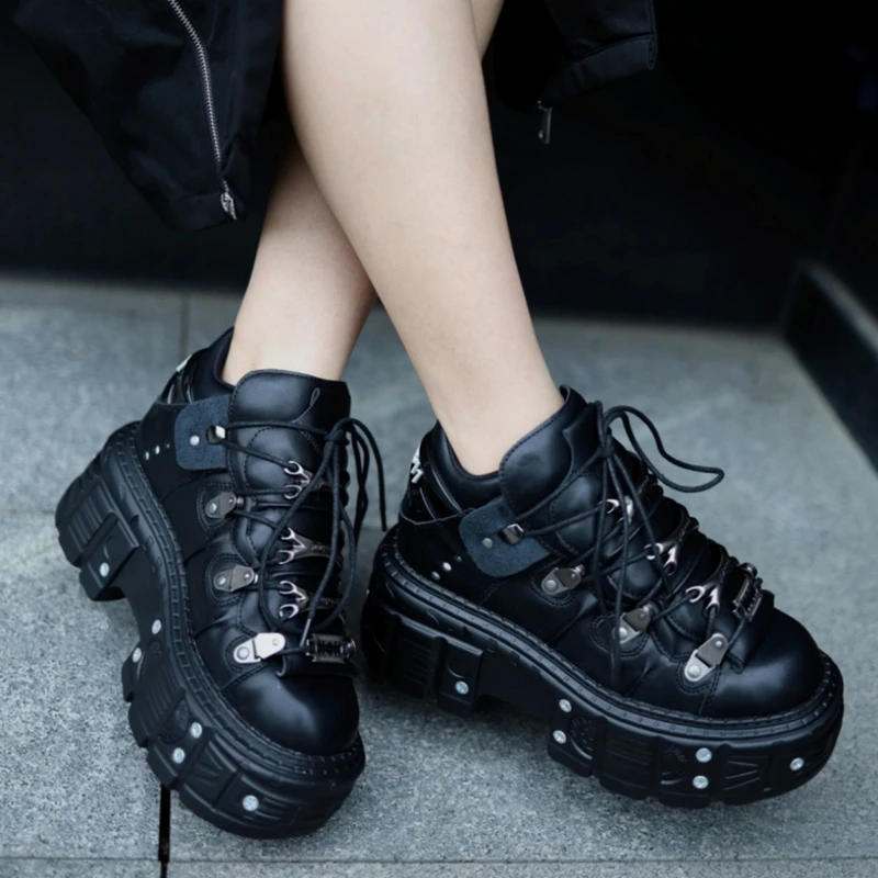 Punk Style Women Sneakers Chunky Heel Platform Metal Decoration Gothic Casua Shoes Large Size Lady Runway Single Shoes Increase