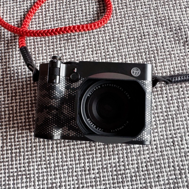 Design for Fujifilm GFX100RF Bayonet Metal Square Lens Hood Comes with Free Metal Cap Black, Silver