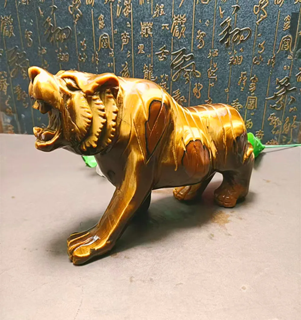 1737g   Natural quartz crystal tiger stone carving tiger spirit gathering wealth god beast fashion decoration processing