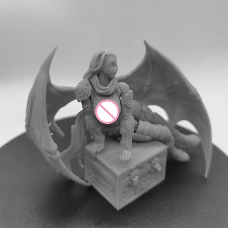 Demon Girl NSFW Figura in resina piena Scala 1/24 75mm Assemblare Kit modello in miniatura Smontato Non verniciato Diorama Giocattoli