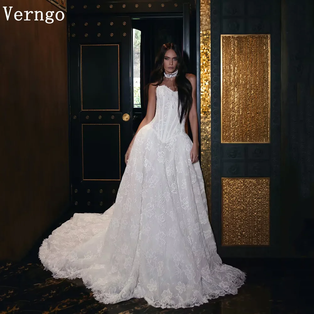 

Verngo Lace Wedding Dress Strpaless A Line Sweep Train Bridal Gowns Women Elegant Princess Bride Dresses Customized