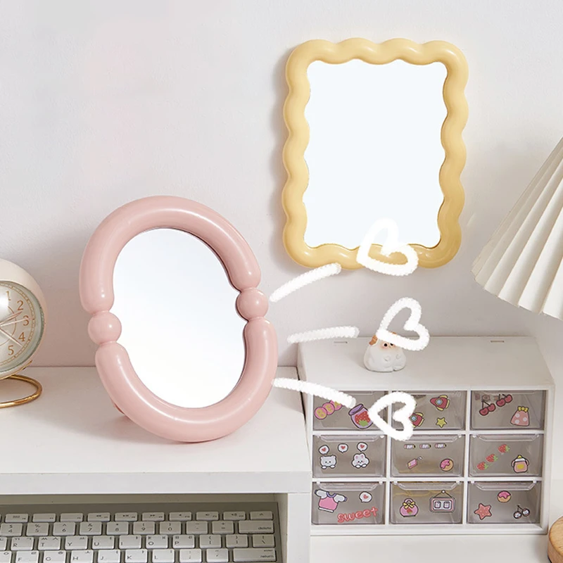 Candy Color HD Beauty Mirror, faltbar, stilvoll, gewellt, Make-up-Spiegel, Wand-/Desktop, multifunktionaler Schlafsaal-Spiegel, Beauty-Tool