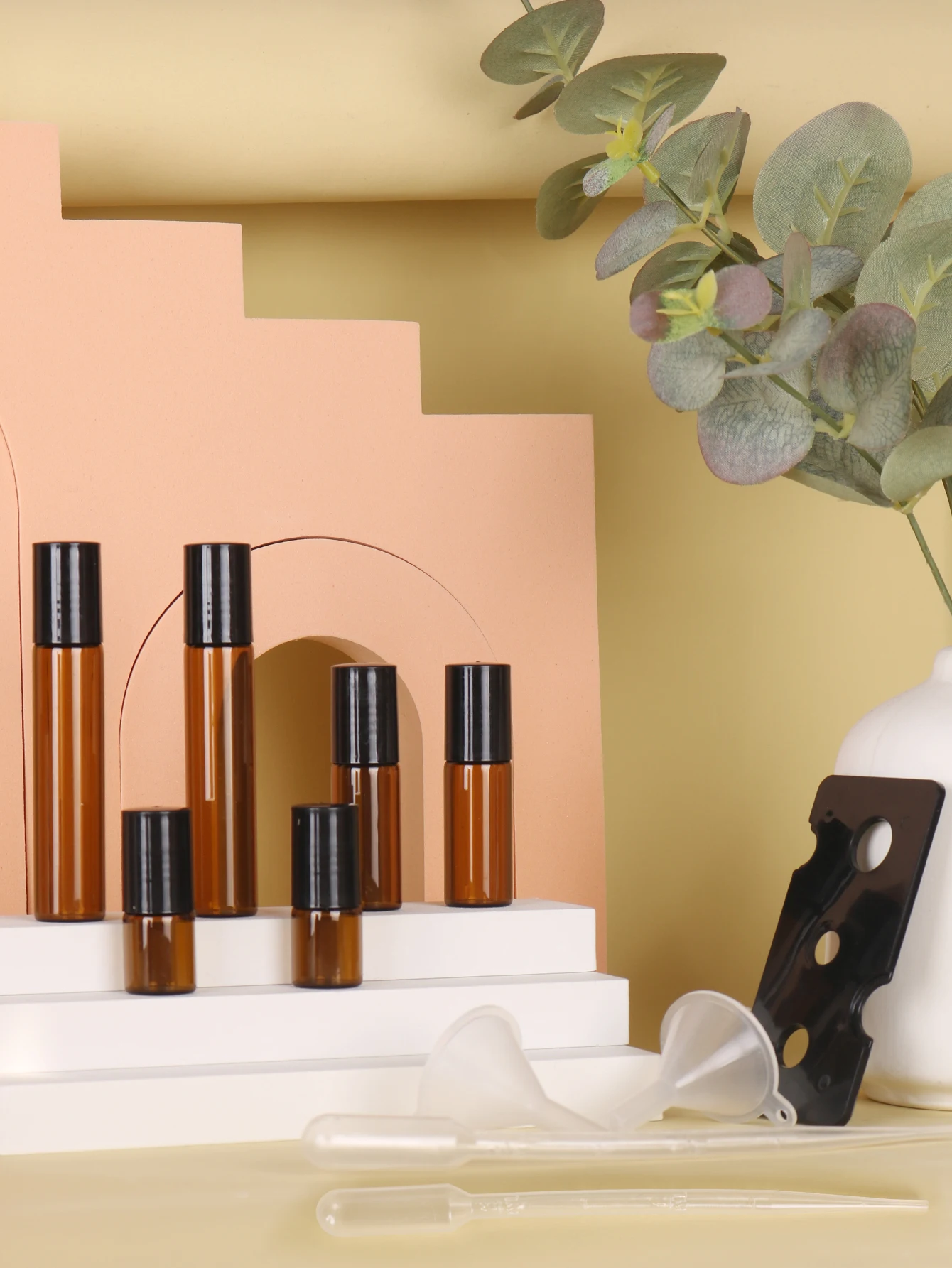 24/pcs 2 3 5 10ml brown glass perfume roller bottle tea color essential oil roller bottle portable travel (gift: tools)