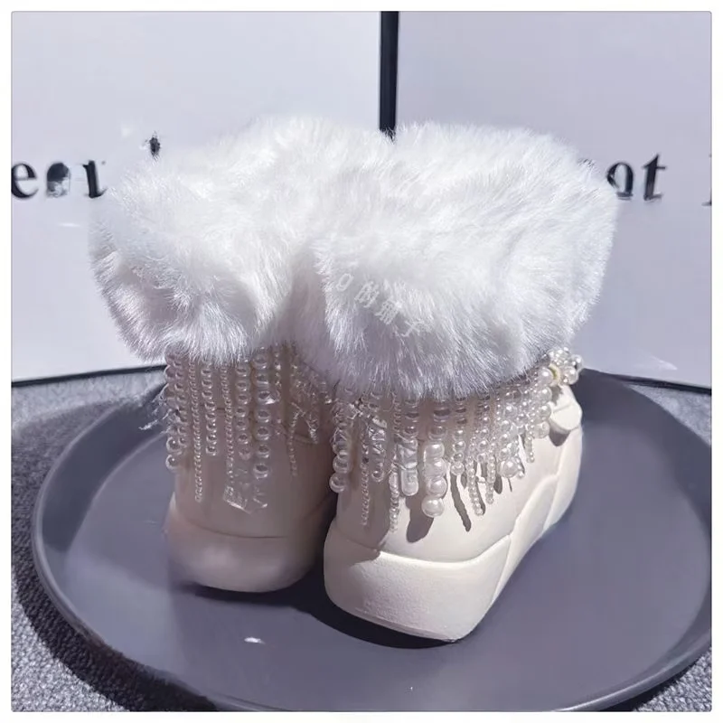 Children's snow boots, girls' short boots, winter 2024 new Korean version fashionable princess with thick velvet cotton boots