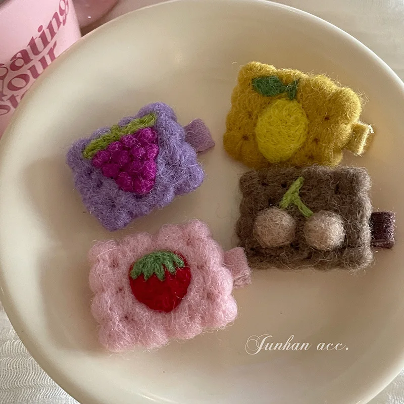 

Cute Fruit Grape Felt Wool Hair Clips Girls Side Bangs Flyaway Hair Clips Baby Hair Accessories Children Headwear