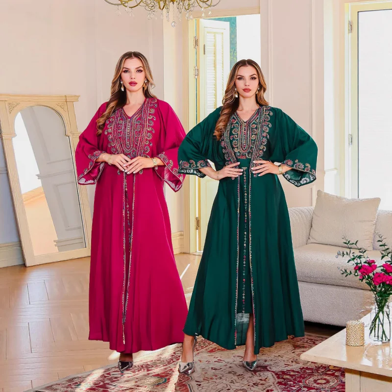 

Middle Eastern Dress Dubai Elegant Muslim Women's Clothing Large Robe Festival Arabic Embroidered Long Robe