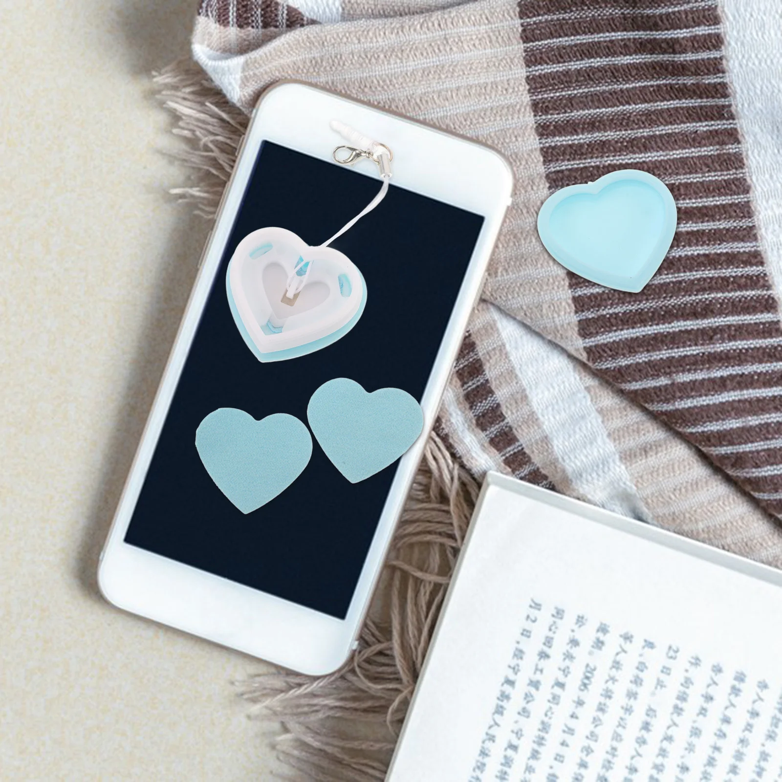 

1pcs Compact Microfiber Screen Wipe For Phone Eyeglasses Camera Computer Lens Cleaner Wipes Portable Cellphone Cleaning Tool