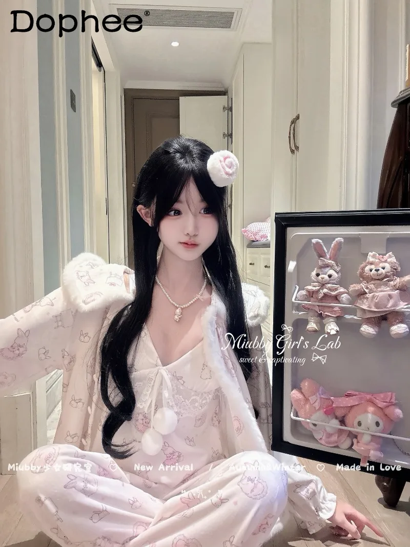 

Оригинальная тонкая бархатная пижама с длинными рукавами в японском стиле для милых девочек, комплект из трех предметов, новая зимняя мягкая повседневная домашняя одежда с милым принтом