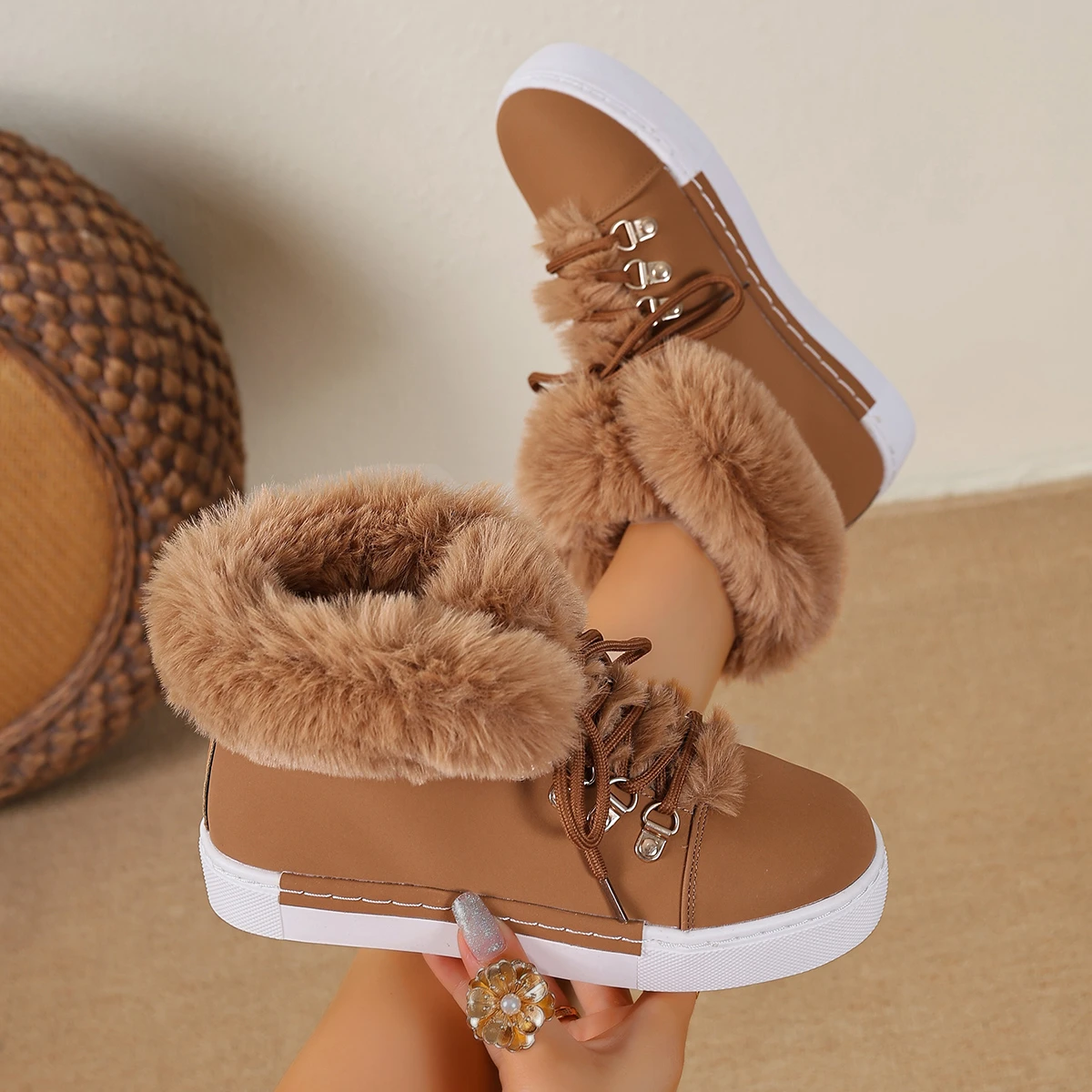 Women Snow Boots Retro Fashion Shoes Women Casual Daily Round Toe Flat Lace-Up Fuzzy Detail Lined Ankle Boots Zapatos De Mujer