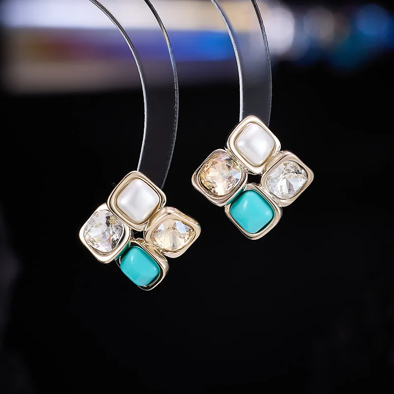 

French Luxury Geometric Square Pearl Crystal Earrings Elegant Joker Jewelry Accessory for Women LYS342