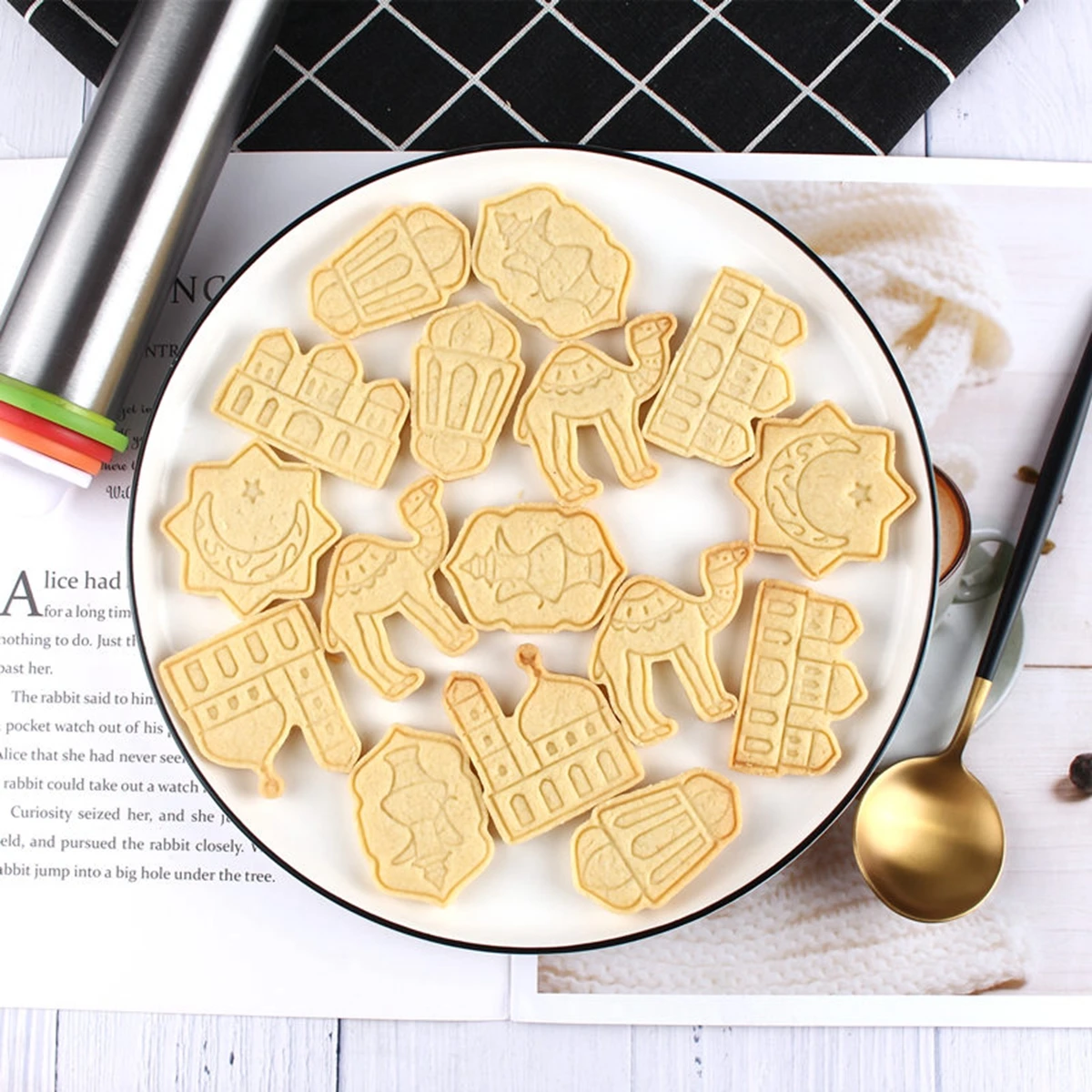 6Pcs Cookie Cutter Stamp for Eid Mubarak Eid al Fitr Crescent Mosque Teapot Pressable Biscuit Mold Kitchen Baking Pastry Tools