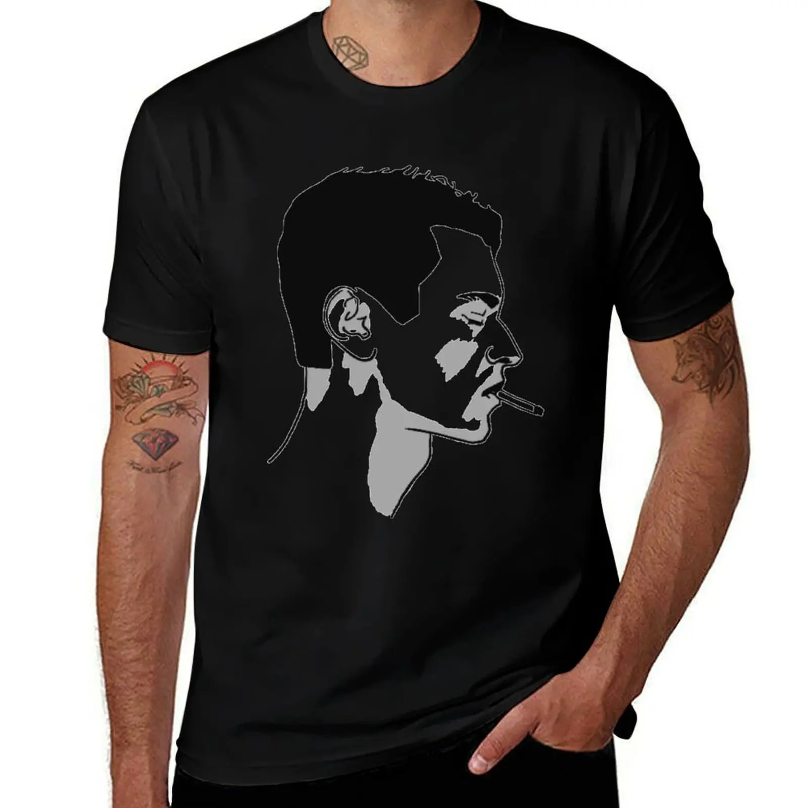 Camiseta Aron P. de algodón de manga corta informal a la moda