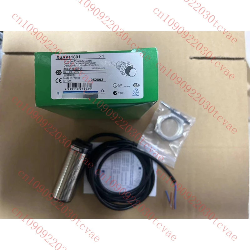 

Новый в коробке для датчика приближения Telemecanique XSA-V11801 XSAV11801