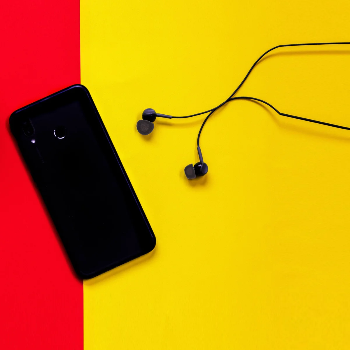 

10Pcs 5Cm Sponge Eartips Replacement Earpads for in Ear Earphones Comfort Fit Sweatproof Earphone Covers Superior Bass Sound