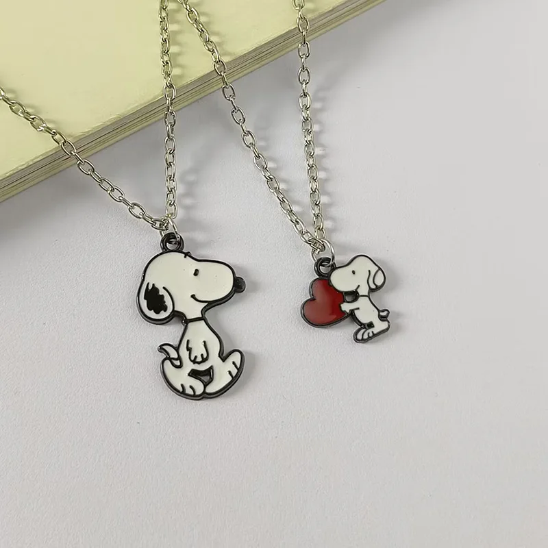 

Snoopy Cartoon Necklace Pendant Girlfriends Couple Fashion Cute Black and White Puppy Sweater Necklace Jewelry Kid Birthday Gift