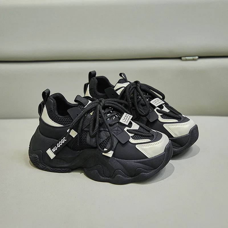 

Korean Version New Shoes for Women 2026 Spring New Student Sports Shoes Running Casual Thick Soled Height Increasing Sneakers