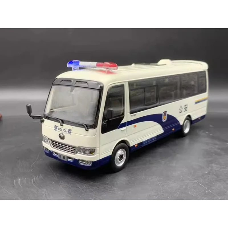 

Diecast 1:32 Scale Yutong Bus T7 Police Business Bus Automobile Model Exquisite Finished Product Simulation Toy Collection Gift