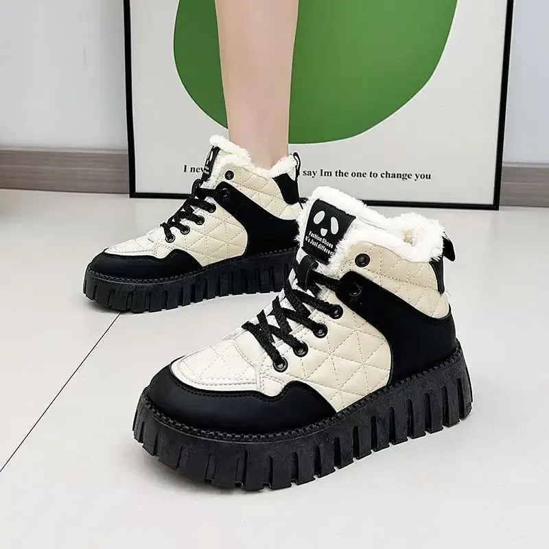 

Детские короткие сапоги на толстом теплом меху. Детские спортивные ботинки с мягкой подошвой. Новинка зимы 202. Ботильоны для мальчиков и девочек. Комфорт с круглым носком.