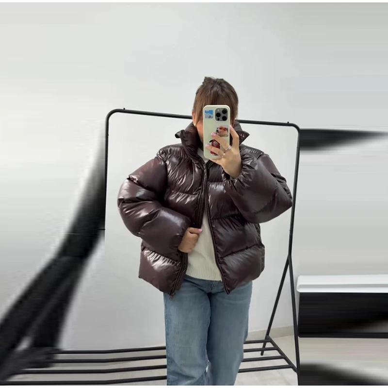 Glossy Cropped Hooded Puffer Coat Drawstring Hem Zip-Up 2026 Winter Women Warm Padded Jacket Warm Causal Lady Cotton‑Padded Coat