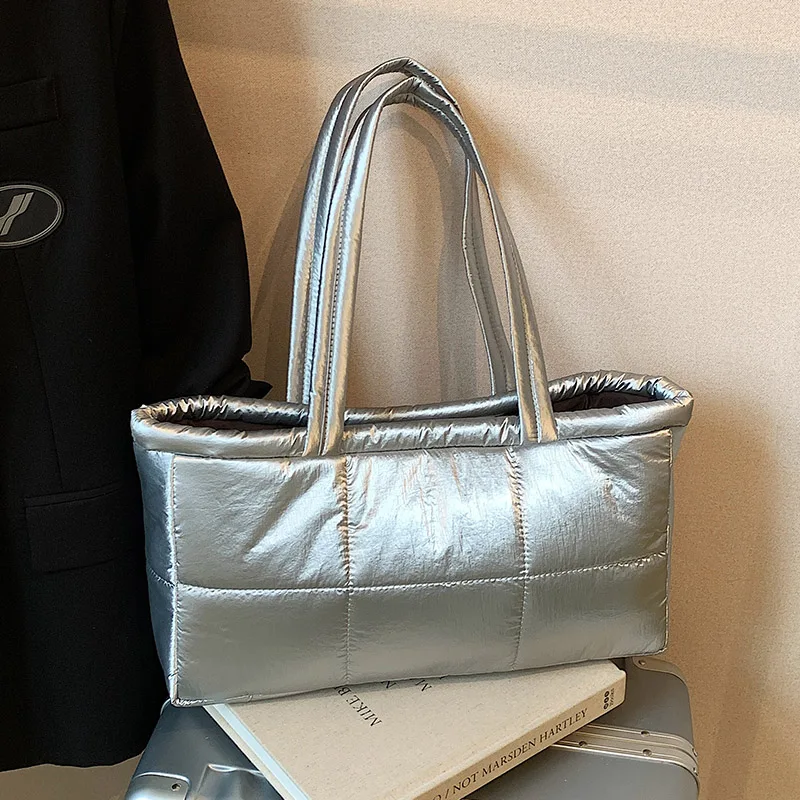 

Silver Puffy Bag For Women Designer Quilted Shoulder Bag 2025 New Winter Handbag Coffee Cotton Space Padded Tote Shopping Bag