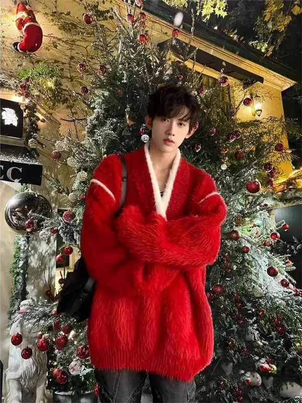 

Красный вязаный свитер из мериноса с V-образным вырезом для мужчин, зимняя повседневная верхняя одежда для пар, свободный крой, стандартный длина рукава, однотонный