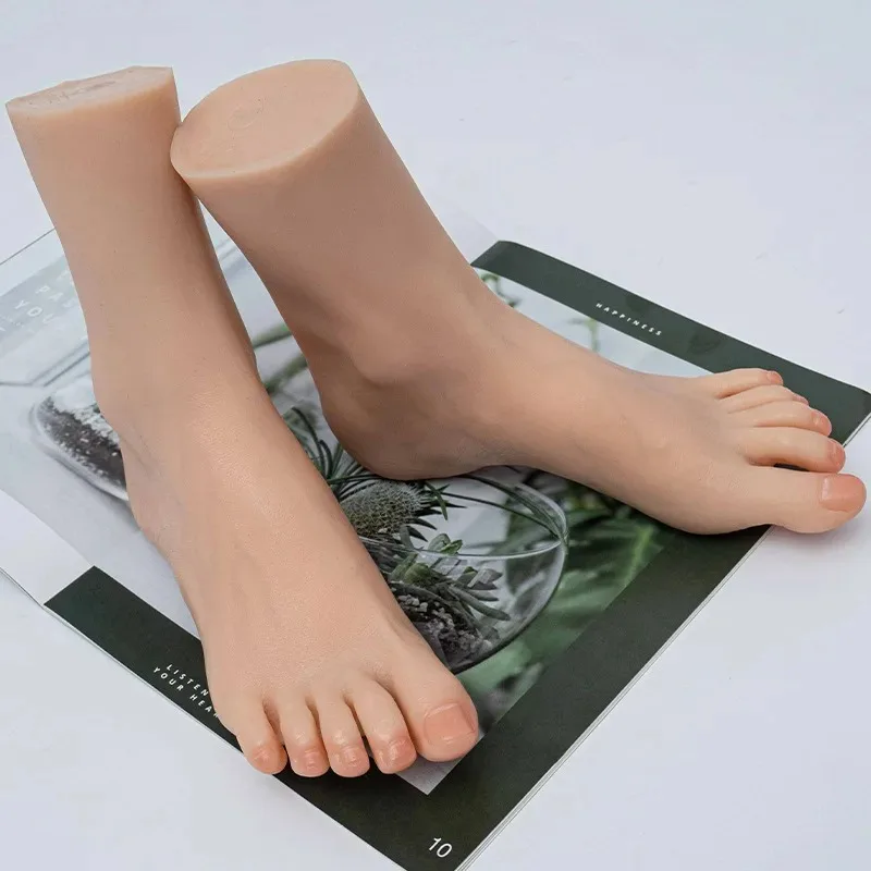 False Mannequin Cute Female Silicone Foot Simulation Nail Practice Feet Fetish Lifelike Foot Model for Jewelry Display TG36B
