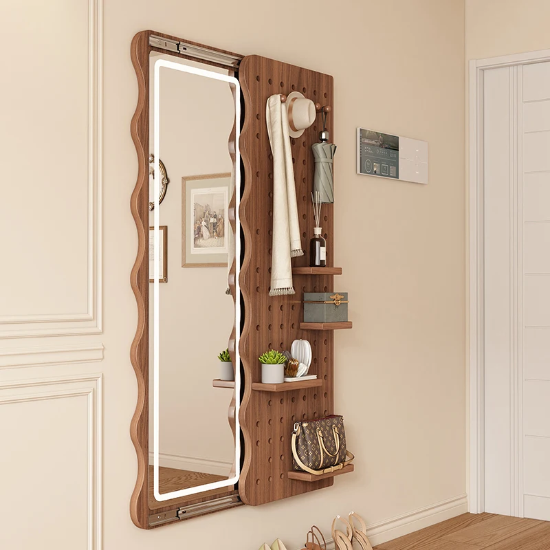 Modern minimalist full-length mirrors do not reverse the mirror