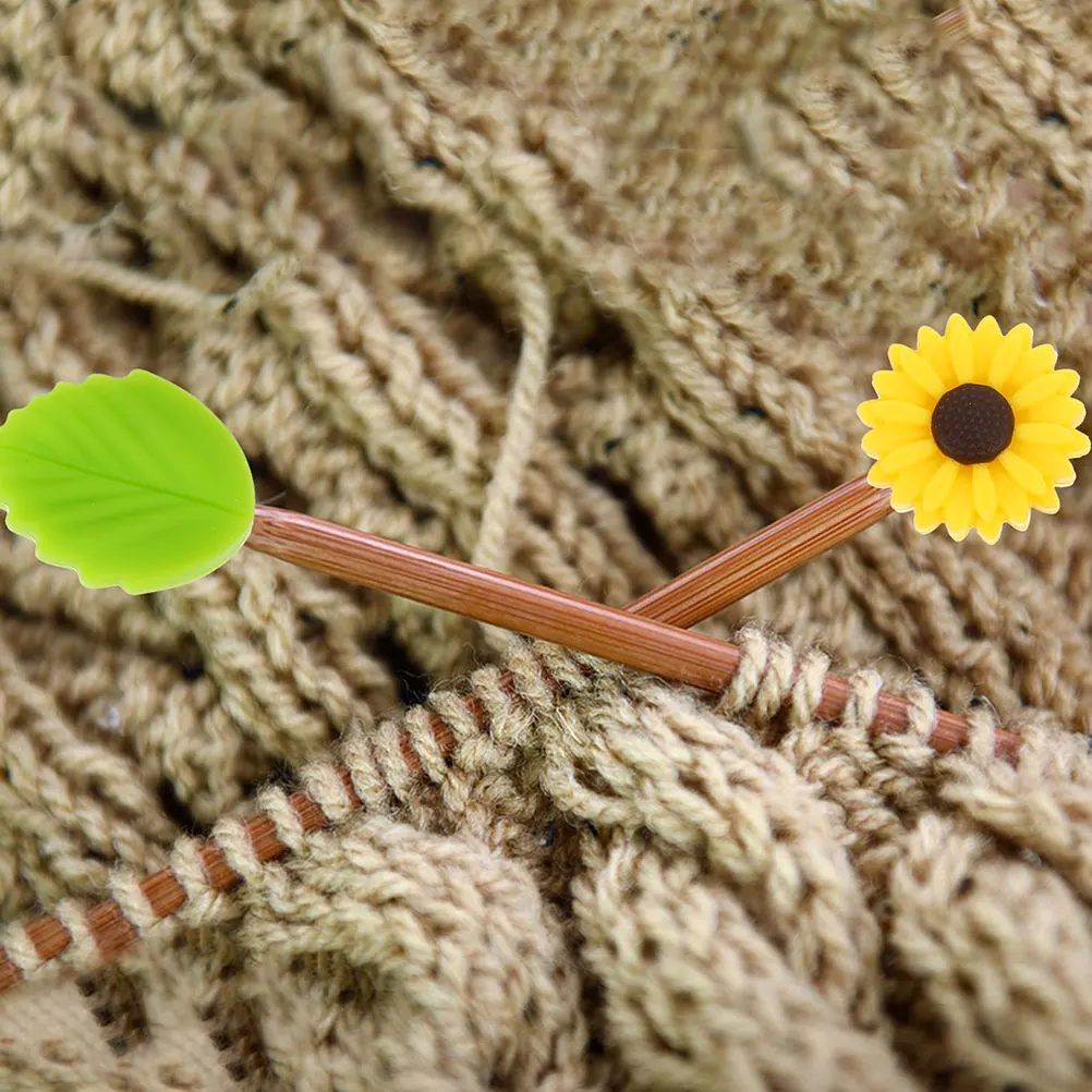 

12pcs Daisy Knitting Needle Stoppers Silicone Sewing Protectors Non-Slip Tips Covers For Knitting Needles Needle Accessories