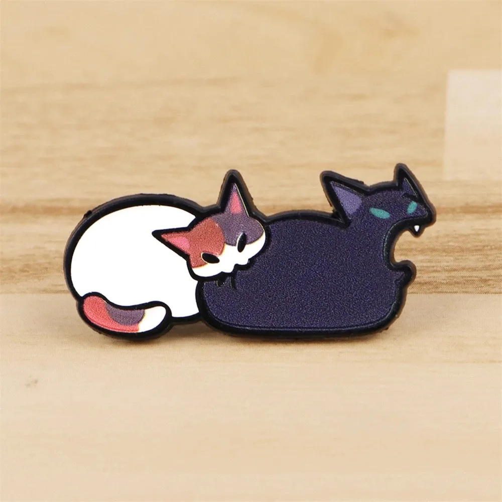 Cute Bite The Cat's Butt Enamel Brooch For Women Men Simple Design Backpacks Pins Young Girls Party Jewelry Friends Gift