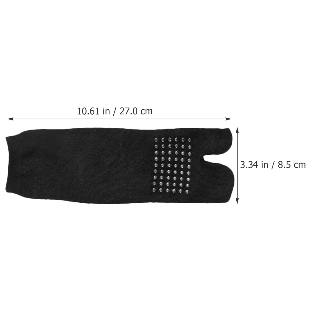 

2 Pairs Toe Separated Socks Black White Casual Breathable Comfortable Non Skid Silicone Toe Sock Women Men Foot Care Tools