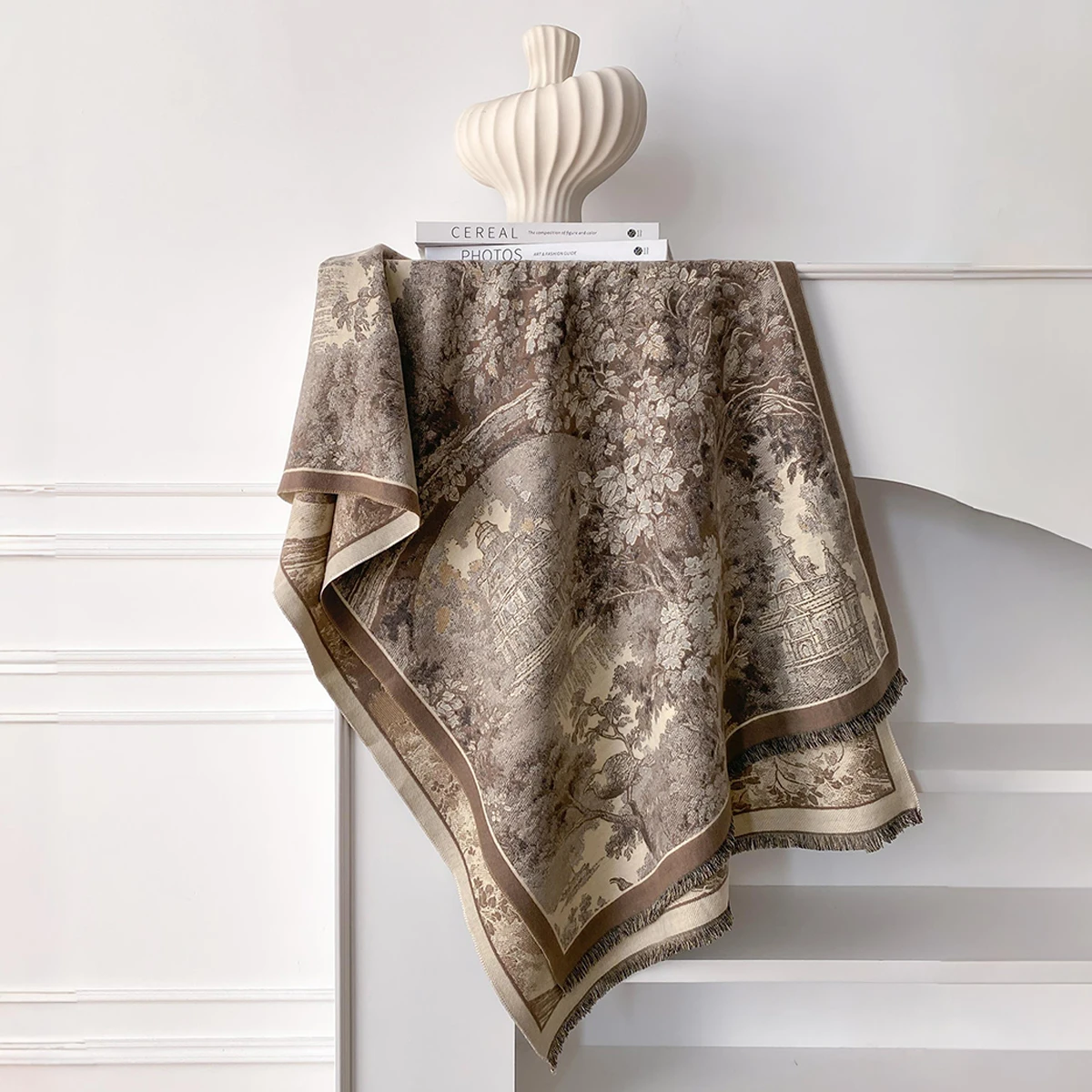 Eleganter Damen-Kaschmirschal im Retro-Stil mit doppelseitigem Landschaftsdruck, Winter-warmer Pashmina-Schal, Foulard-Poncho – Detail 6