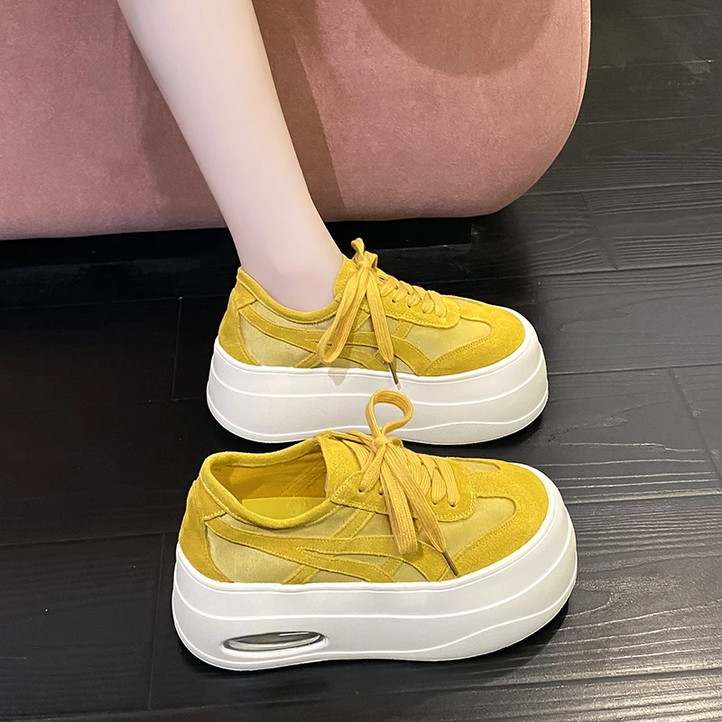 شانغ شي نعل سميك الارتفاع زيادة أحذية مجلس المرأة 2025 ربيع جديد أحذية رياضية غير رسمية متعددة الاستخدامات أحذية الخبز النسائية