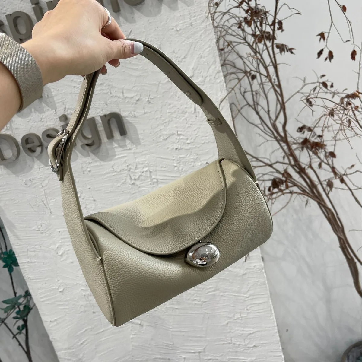 

FIRMRANCH Элегантная высококачественная сумка из воловьей кожи в форме яйца с замком и цилиндром, винтажная универсальная женская сумка большой вместительности