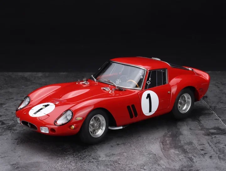 

CMC 1:18 250GTO Red/Blue 1# 18# 22# Le Mans Simulation Limited Edition All Open Alloy Metal Static Car Model Toy Gift