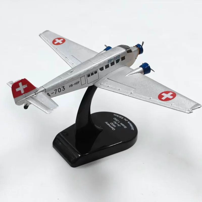ダイキャスト 1:200 スケール Ju-52 合金航空機モデル 静態コレクション 装飾されたホリデーギフト おもちゃ 記念品ギフト