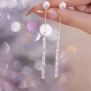 Anting-Anting Menjuntai Mutiara Rumbai Panjang Korea untuk Wanita Anting-Anting Drop Warna Emas Berlian Imitasi Penuh Mewah Hadiah Perhiasan Pesta Pernikahan 10 anting rumbai emas penjualan terbaik - №