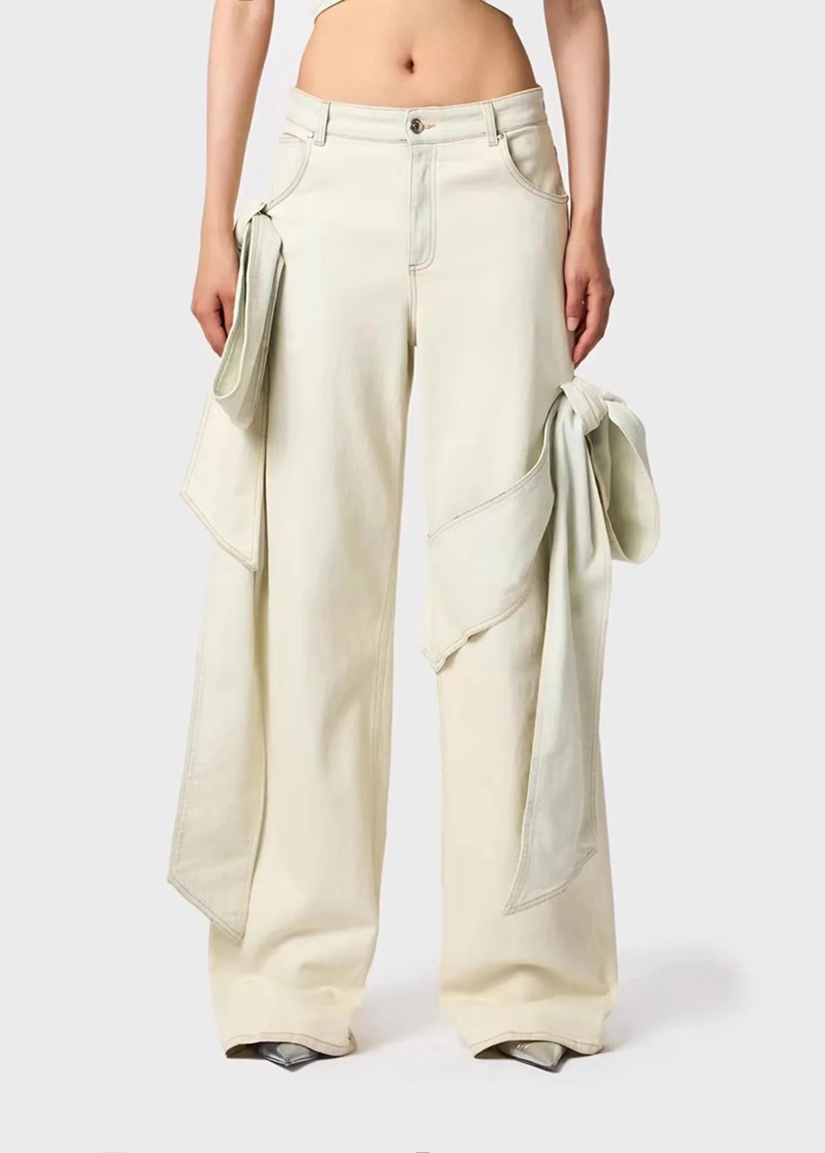 Nueva camiseta sin mangas con lazo tridimensional trenzado con personalidad Retro picante para chica, conjunto de pantalones vaqueros desgastados de pierna ancha y pierna recta