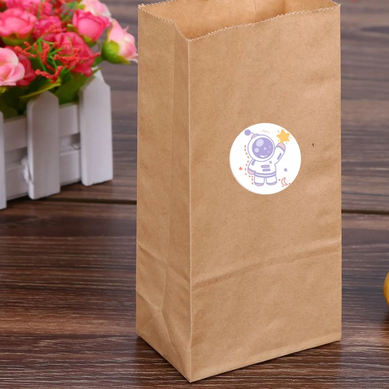 子供のためのステッカーが付いた宇宙飛行士の絵,古典的なおもちゃ,子供のためのかわいい動物のステッカー,学童の装飾,100〜500個,新しい