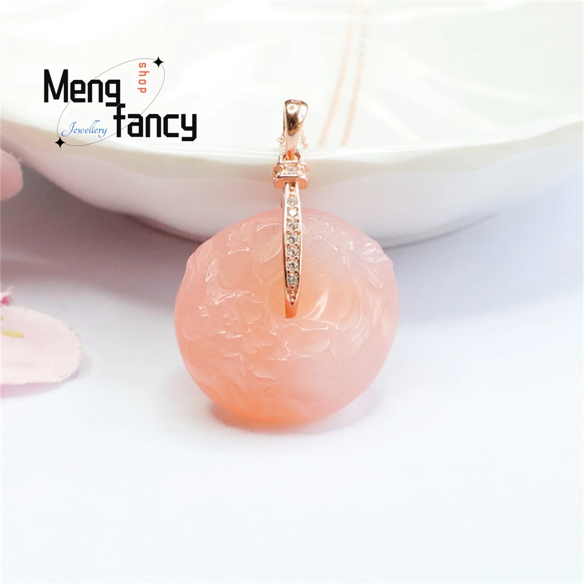 

Natural S925 Silver Inlaid Salt Source Agate Safety Buckle Peony Flower Necklace Elegant Personalized Fashion Versatile Jewelry