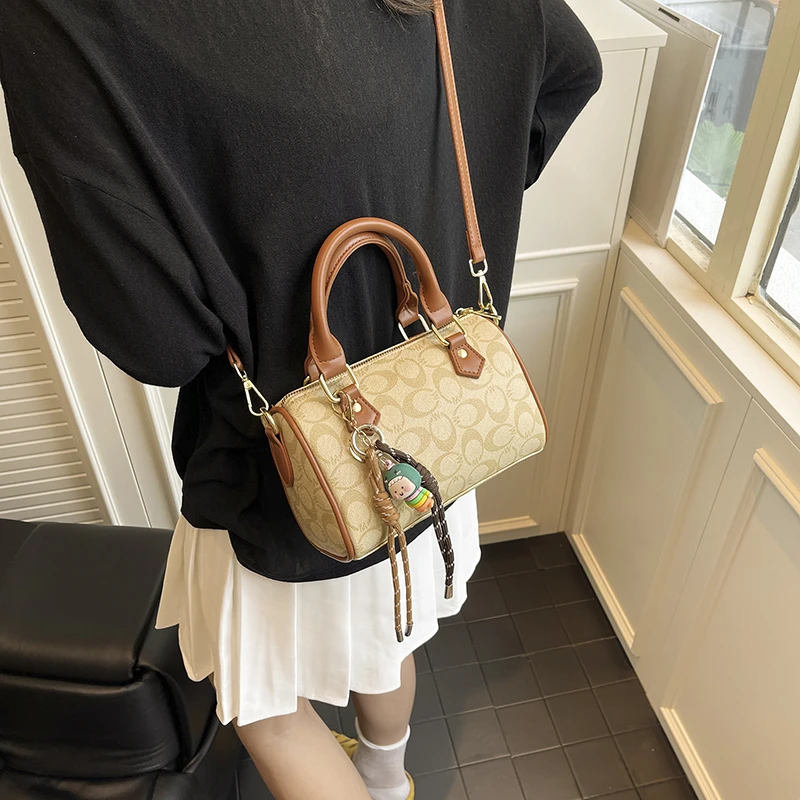 Borsa a tracolla da donna casual dal design di lusso Borsa in pelle di design di alta qualità Borsa a tracolla con cerniera elegante e alla moda